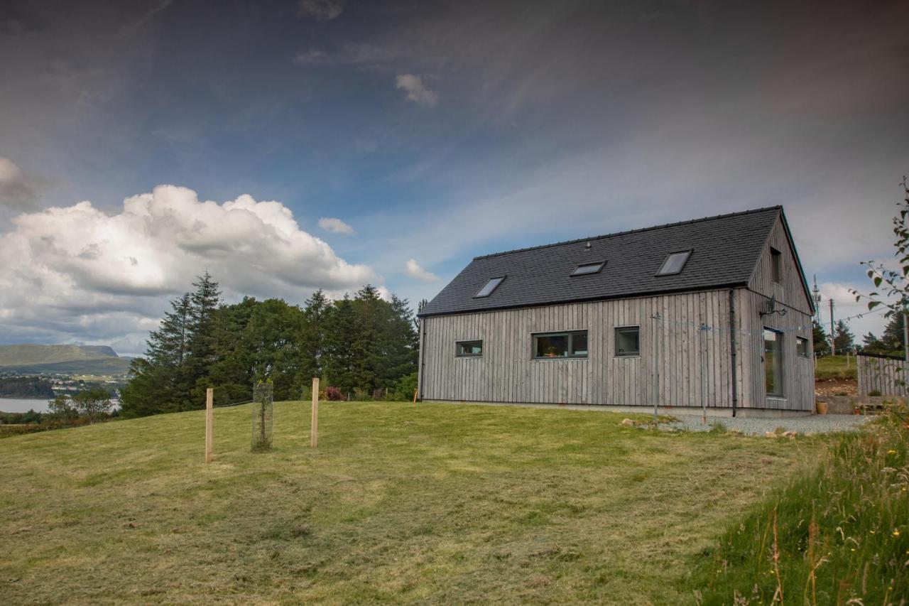 Villa Cuillrigh - Luxury House, Loch & Mountain Views Portree Esterno foto