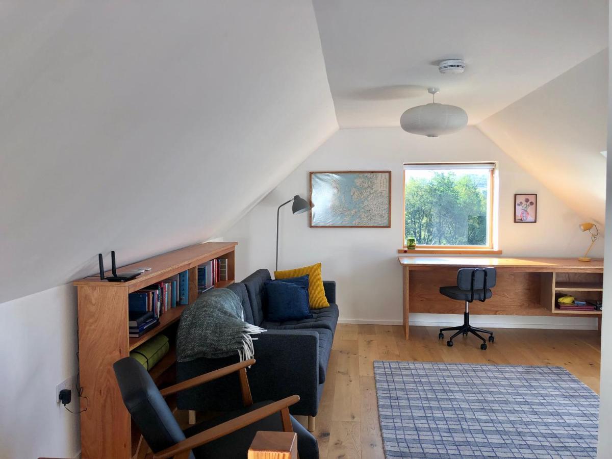 Villa Cuillrigh - Luxury House, Loch & Mountain Views Portree Esterno foto